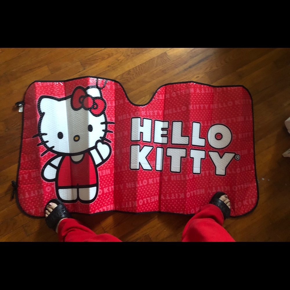 NWOT HELLO KITTY SUN VISER